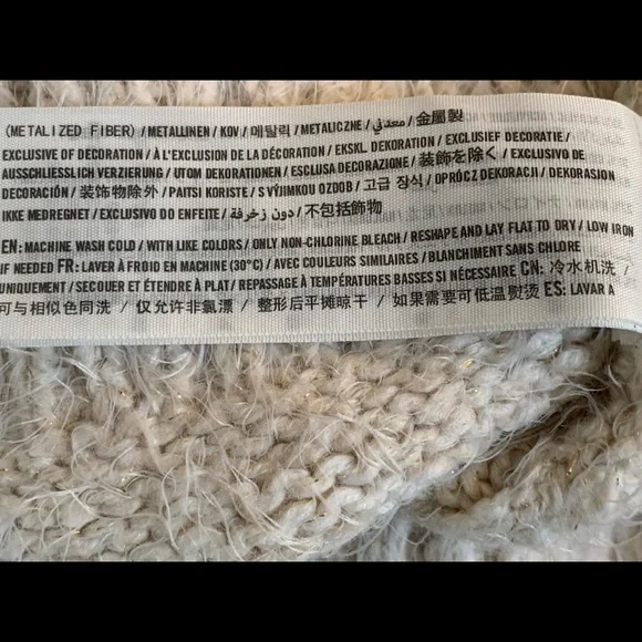 Abercrombie & Fitch Long Sleeve Sweater - Picture 8 of 8